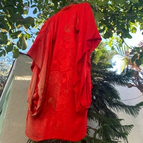 Vtg Kimono Handcrafted Daisy Floral Embroidery | Red Jacquard Print | One Size - Picture 8 of 16
